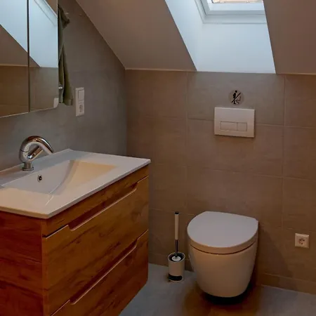 Dinkelberg * Adelhausen